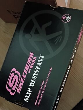 Skechers Black and Pink Slip Resistant Work Shoe Box